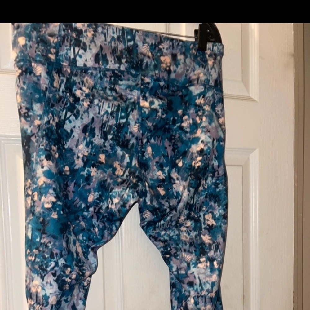 Colorful leggings